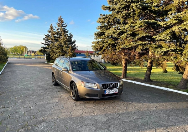 Volvo V70 cena 25400 przebieg: 222000, rok produkcji 2009 z Limanowa małe 211